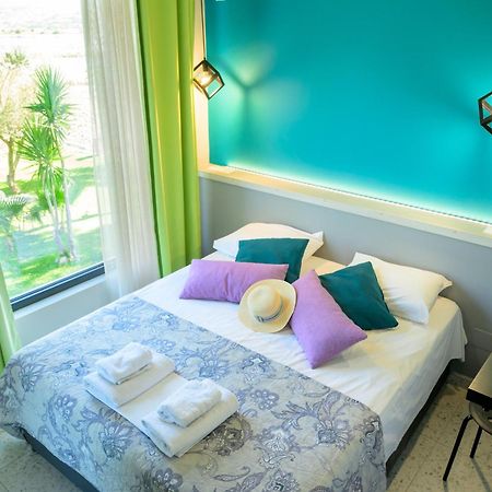Bikini Apartments Kariótai エクステリア 写真